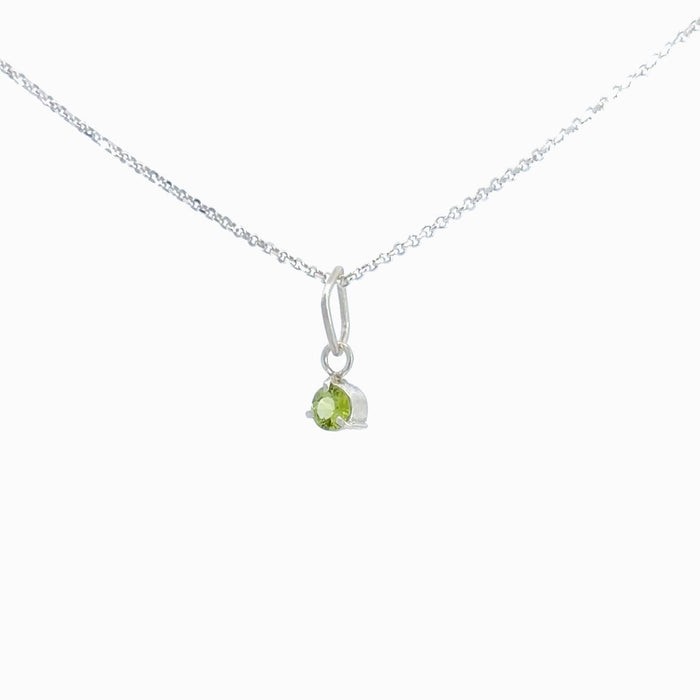 Peridot Three Prong Pendant