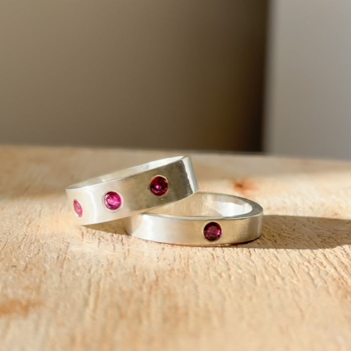 Ruby Flush Set Ring Duo