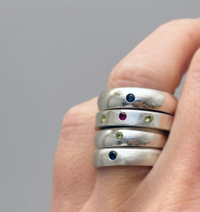 Mirror Trilogy Ring -Ruby & Peridot